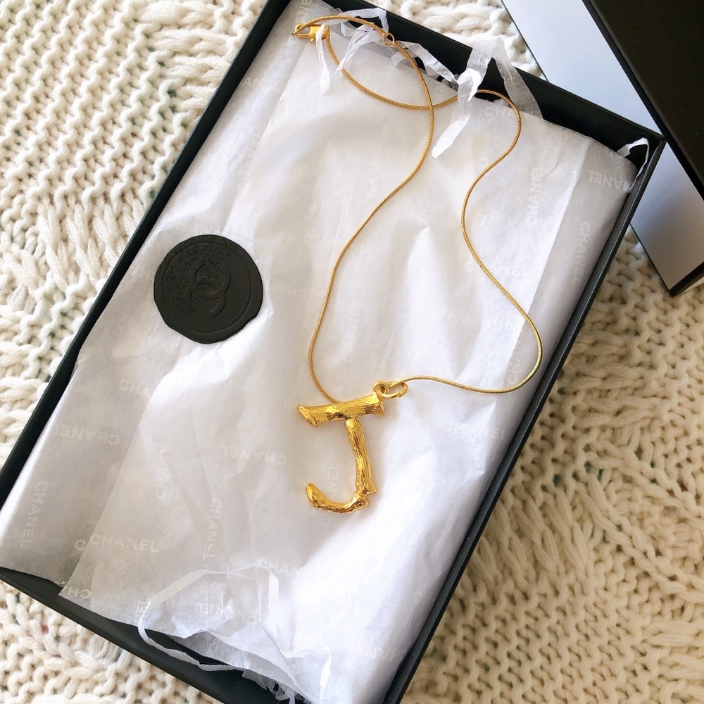 ⛔️SOLD⛔️New!! initial necklace